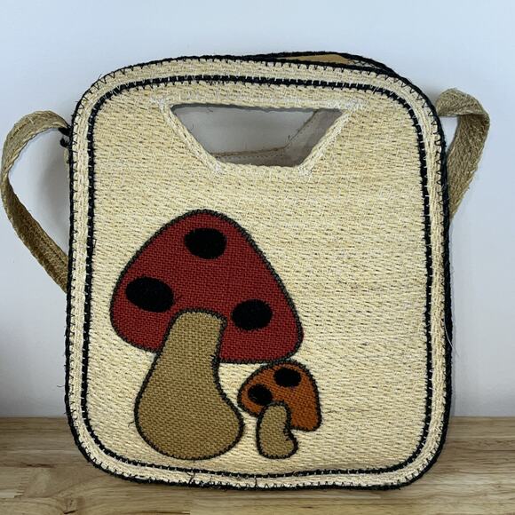 Vintage Handmade Straw Cord Wooden Handle Mushroom Tote Bag Purse Taiwan Boho - Picture 3 of 9